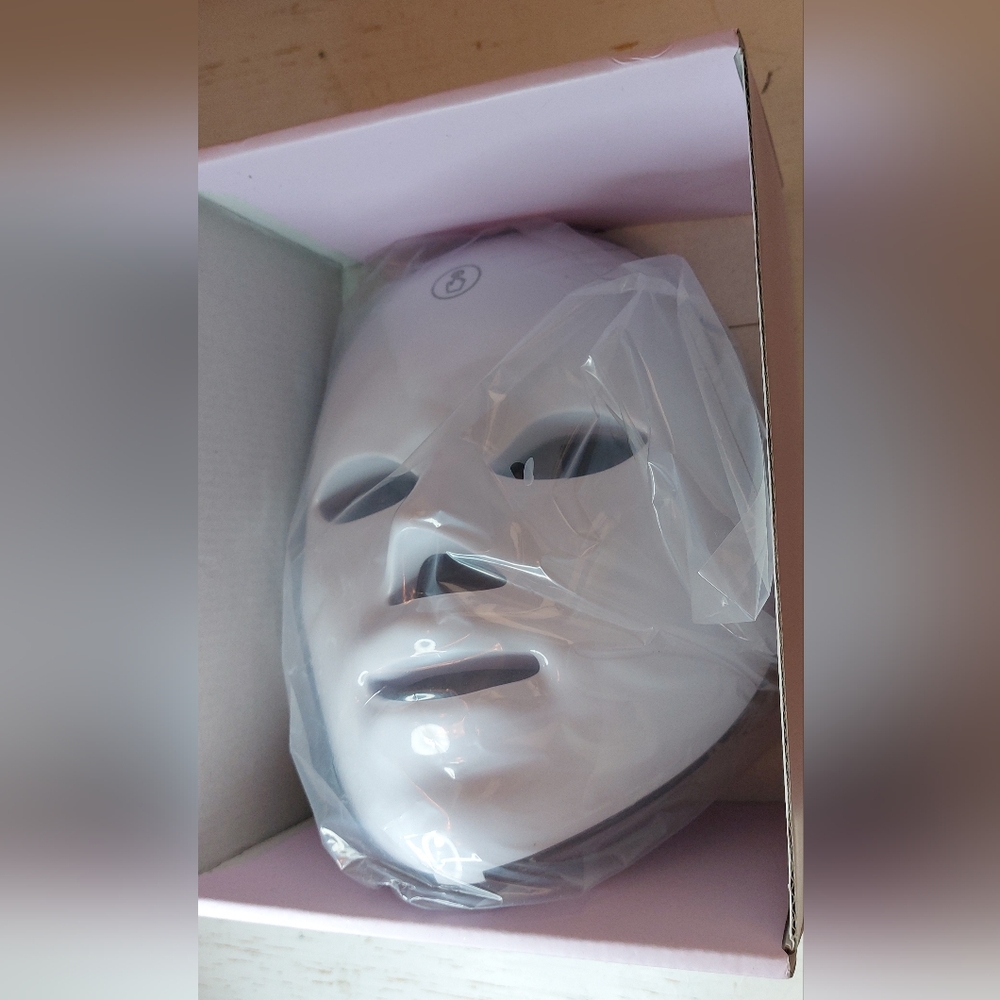 7 Colors LED Photon Skin Rejuvenation Facial Mask Light Anti-Aging NIB USB White